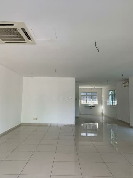 3-storey Terraced House for Sale in Puchong (Selangor) - Amanda Wee - Living Room - PropertyGuru.com.my