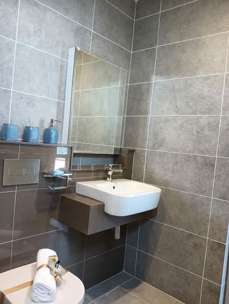 Service Residence for Sale at Residensi 38 Bangsar - Albert Lee - Bathroom - PropertyGuru.com.my