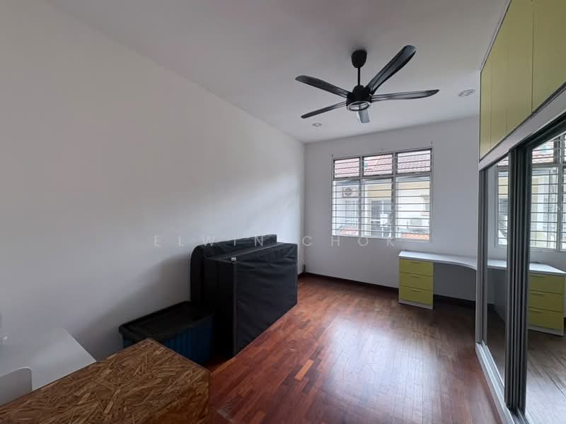2-storey Terraced House for Sale in Setia Damai (Setia Alam) - Elwin Chok - Bedroom - PropertyGuru.com.my