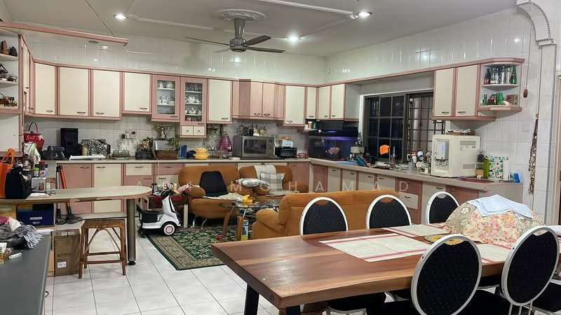 Rumah Banglo untuk Dijual di Taman Setia Jaya (Banting) - Adi Mohamad - Kitchen - PropertyGuru.com.my
