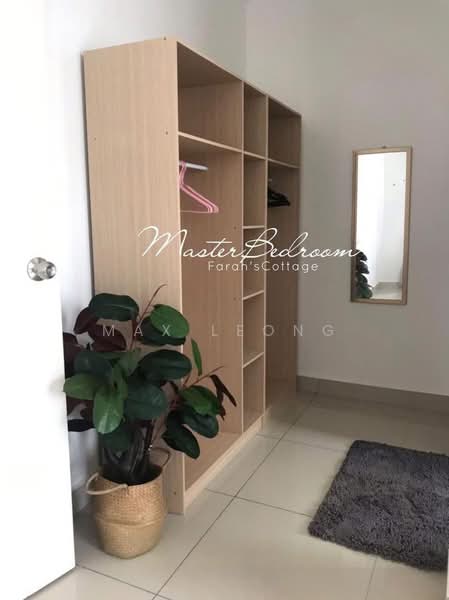 Rumah Teres 2 Tingkat untuk Dijual di Bandar Penawar (Kota Tinggi) - Max Leong - Master Bedroom - PropertyGuru.com.my