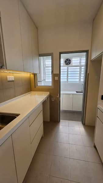 Service Residence for Rent at Kiara Kasih - Wan Jia Shun - Kitchen - PropertyGuru.com.my