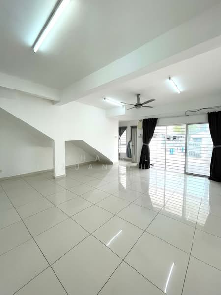 2-storey Terraced House for Sale in Shah Alam (Selangor) - Khairil Izzuan Khairuddin - Living Room - PropertyGuru.com.my