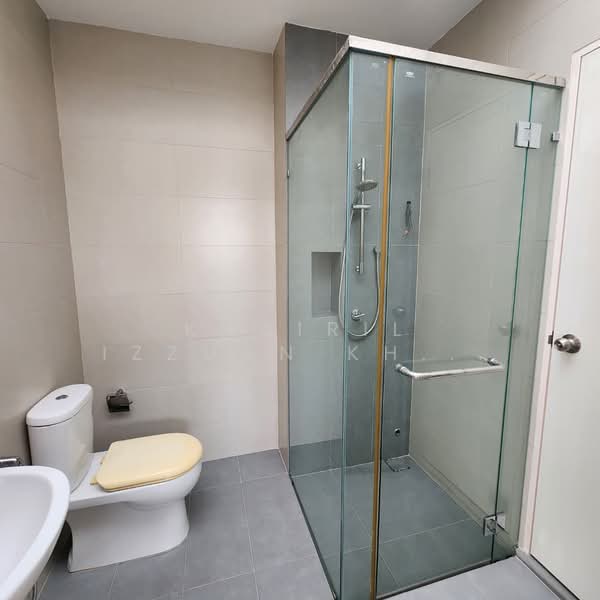 Cluster House for Sale in Sunway Alam Suria (Shah Alam) - Khairil Izzuan Khairuddin - Bathroom - PropertyGuru.com.my