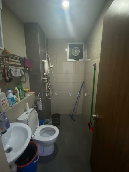 Condominium for Sale at Villa Crystal - Amy Yap - Bathroom - PropertyGuru.com.my