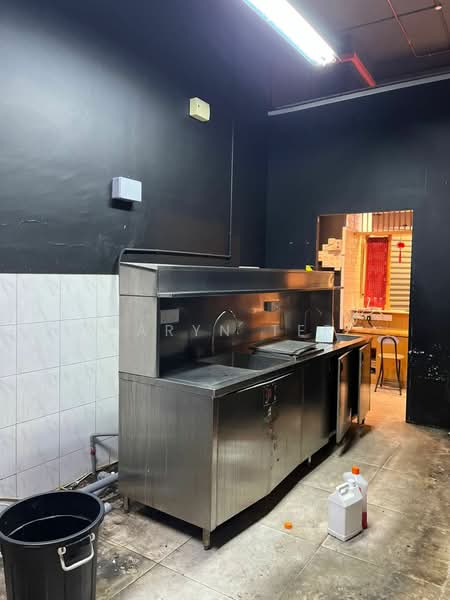 Shop for Rent in Austin (Johor Bahru) - Caryn Ter - Interior - PropertyGuru.com.my