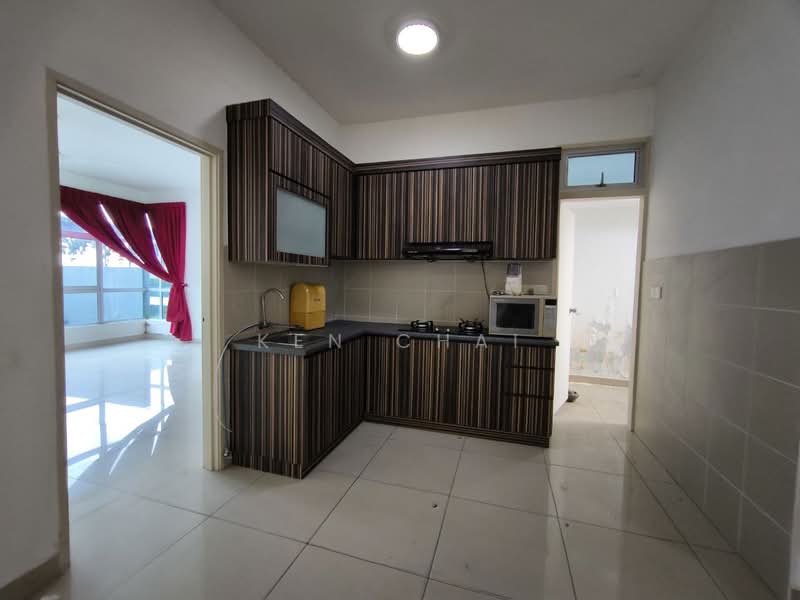 Pangsapuri untuk Dijual di D'Rich Executive Suites - Ken Chai - PropertyGuru.com.my