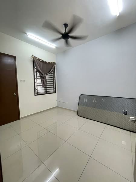 2.5-storey Terraced House for Sale in Bandar Botanic (Klang) - Louis Chan - Bedroom - PropertyGuru.com.my