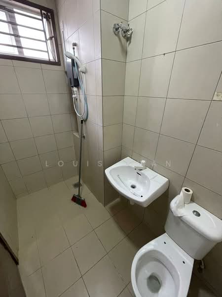 2.5-storey Terraced House for Sale in Bandar Botanic (Klang) - Louis Chan - Bathroom - PropertyGuru.com.my