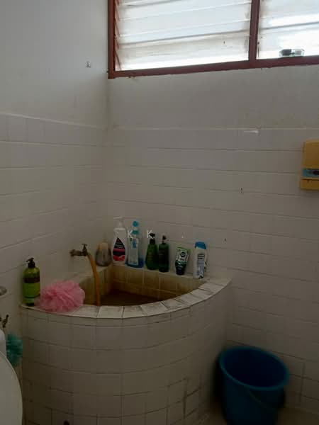 Rumah Teres untuk Dijual di Bangsar (Kuala Lumpur) - KK . - Bathroom - PropertyGuru.com.my