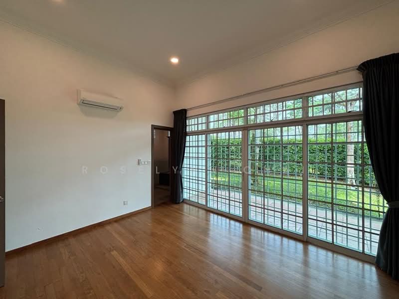 Bungalow for Sale in Leisure Farm (Gelang Patah) - Roselynn Chai - Living Room - PropertyGuru.com.my