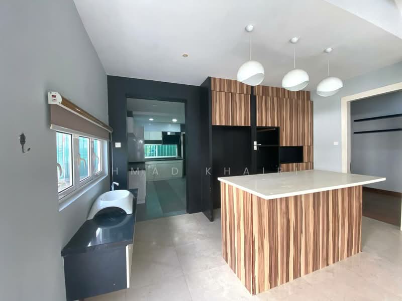 Semi-Detached House for Sale in Ampang Jaya (Ampang) - Ahmad Khairi - Kitchen - PropertyGuru.com.my