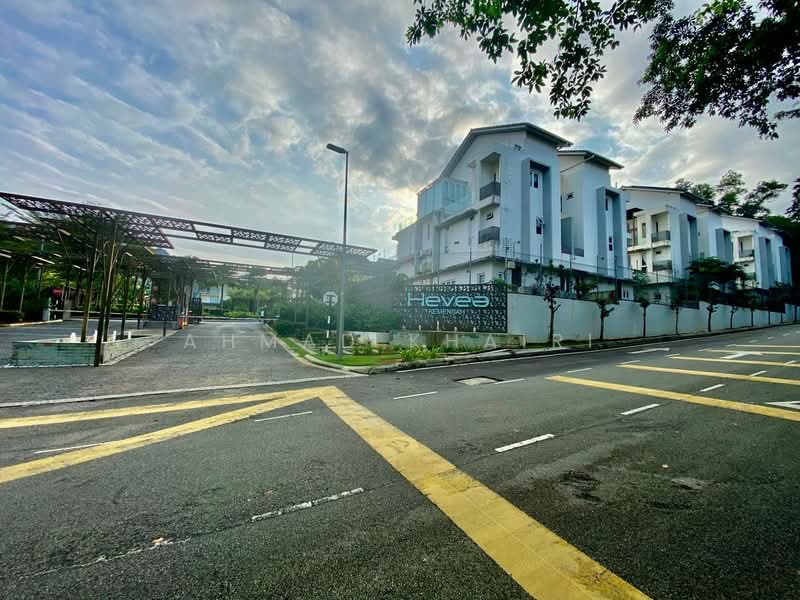 Semi-Detached House for Sale in Ampang Jaya (Ampang) - Ahmad Khairi - PropertyGuru.com.my