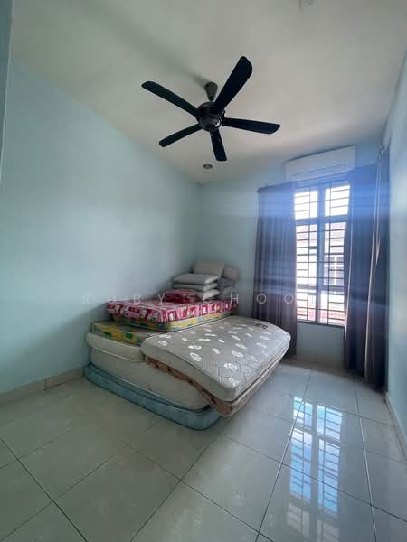 2-storey Terraced House for Rent in Taman Mount Austin (Tebrau) - Ruby Chooi - Bedroom - PropertyGuru.com.my