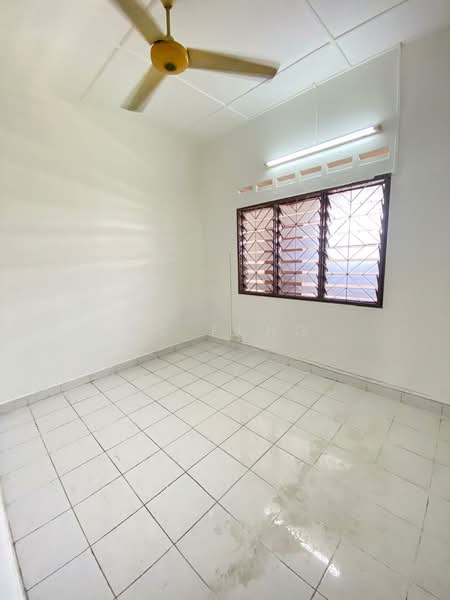 1-storey Terraced House for Sale in Taman Johor Jaya (Johor Bahru) - YC Fung - Interior - PropertyGuru.com.my