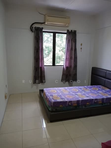 Flat for Sale at Flat Daisy - Ruby Chooi - Bedroom - PropertyGuru.com.my