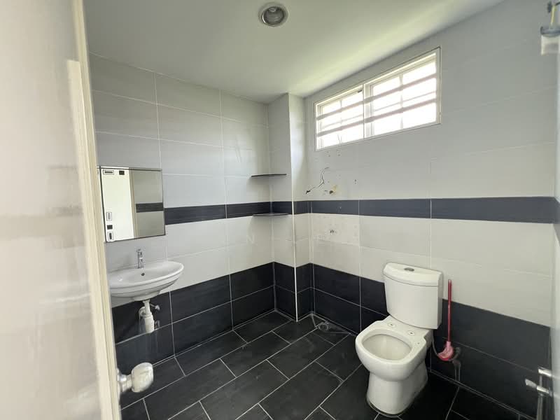 2-storey Terraced House for Rent in Taman Goh Guan Ho (Ayer Itam) - Ben Lee - Bathroom - PropertyGuru.com.my