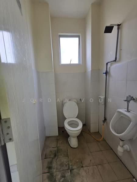 Kilang untuk Disewa di Kawasan Industri Ringan Asas Jaya (Bukit Mertajam) - Jordan Voon - Bathroom - PropertyGuru.com.my