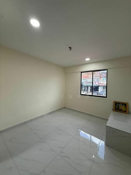 2-storey Terraced House for Sale in Bandar Baru Permas Jaya (Permas Jaya) - YC Fung - Interior - PropertyGuru.com.my