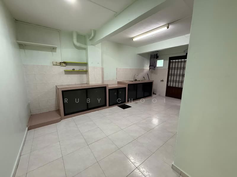 Rumah Flat untuk Dijual di Permas Sentral - Ruby Chooi - Kitchen - PropertyGuru.com.my