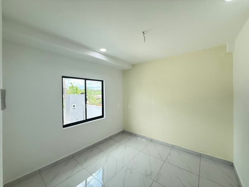 1-storey Terraced House for Sale in Ulu Tiram (Johor) - YC Fung - Interior - PropertyGuru.com.my