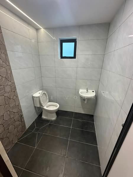 Rumah Berkembar untuk Dijual di Johor Bahru (Johor) - Zoe Voon - Bathroom - PropertyGuru.com.my