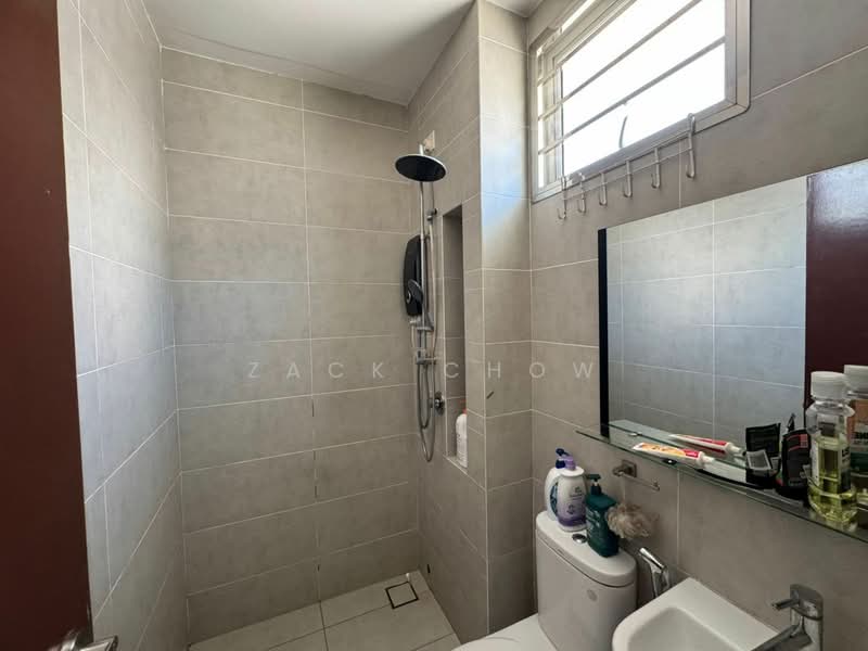 2-storey Terraced House for Sale in Taman Seri Austin (Tebrau) - Zack Chow - Bathroom - PropertyGuru.com.my