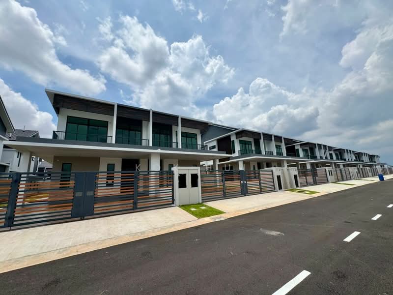 Cluster House for Sale in Taman Impian Emas (Skudai) - Kok Hui - PropertyGuru.com.my