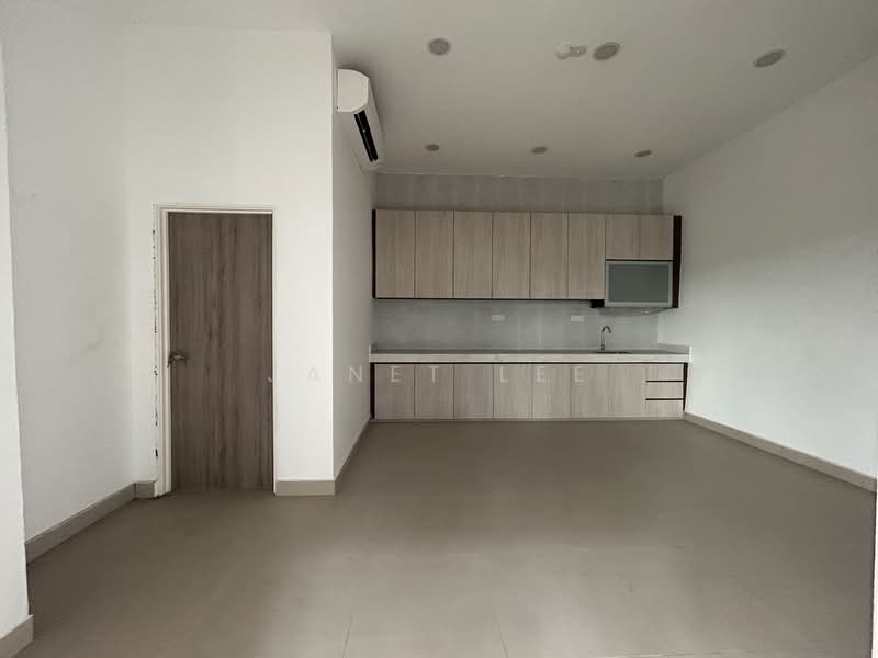Factory for Rent in Bandar Indahpura (Kulai) - Janet Lee - Kitchen - PropertyGuru.com.my