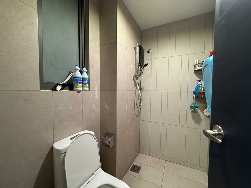 Service Residence for Sale at Kenwingston Platz - Jeannie Teoh - Bathroom - PropertyGuru.com.my