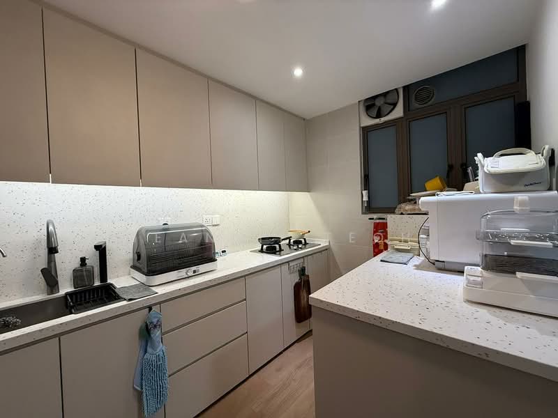 Service Residence for Sale at Kenwingston Platz - Jeannie Teoh - Kitchen - PropertyGuru.com.my