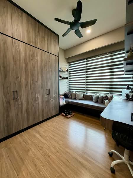 Service Residence for Sale at Astoria Ampang - Nur Alia Omar - Study - PropertyGuru.com.my