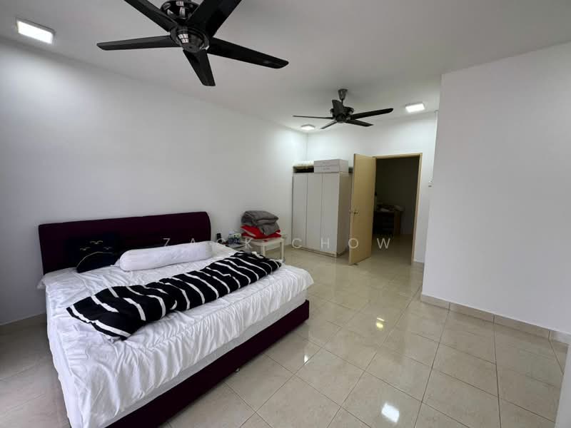 2-storey Terraced House for Sale in Taman Seri Austin (Tebrau) - Zack Chow - Bedroom - PropertyGuru.com.my