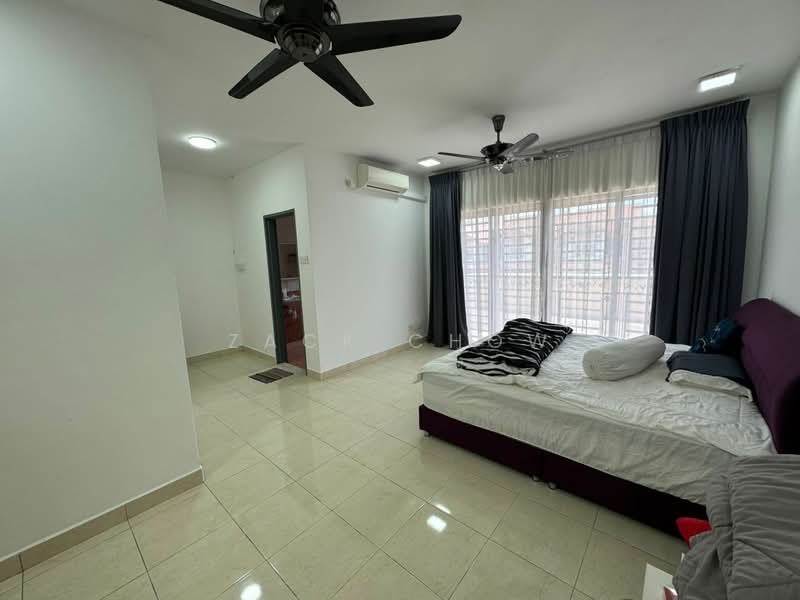 2-storey Terraced House for Sale in Taman Seri Austin (Tebrau) - Zack Chow - Bedroom - PropertyGuru.com.my