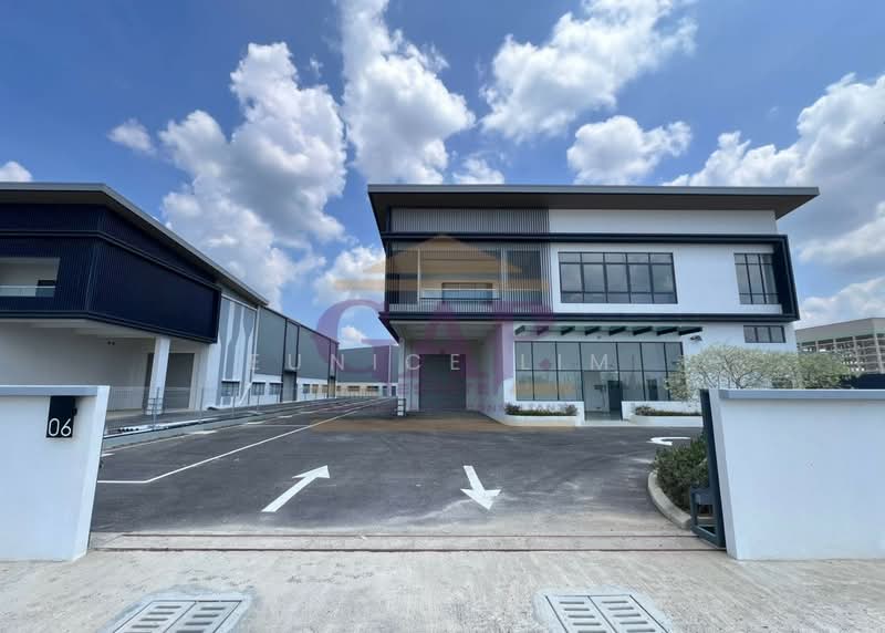 Semi-D Factory for Rent in NCT Smart Industrial Park (Sepang) - Eunice Lim - Exterior - PropertyGuru.com.my