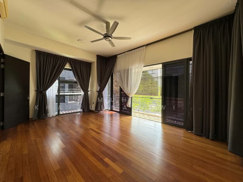 Semi-Detached House for Sale in Putrajaya (Putrajaya) - Muhd Khairulnawawi Kamaruddin - Living Room - PropertyGuru.com.my