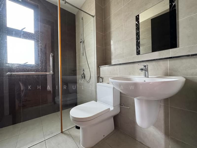 Semi-Detached House for Sale in Putrajaya (Putrajaya) - Muhd Khairulnawawi Kamaruddin - Bathroom - PropertyGuru.com.my
