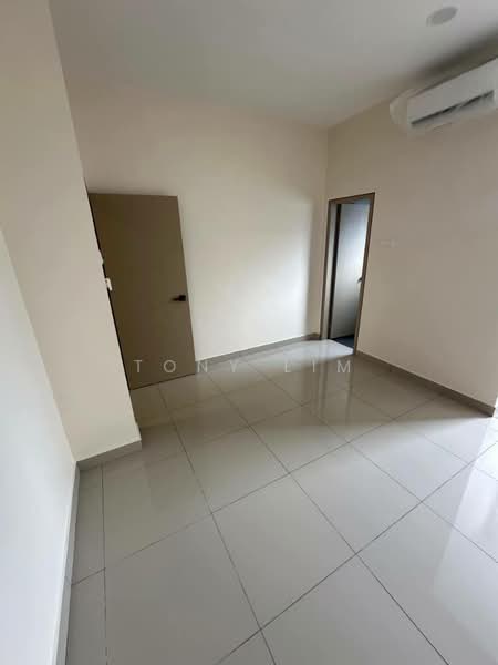 2-storey Terraced House for Rent in Bandar Baru Permas Jaya (Permas Jaya) - Tony Lim - Interior - PropertyGuru.com.my