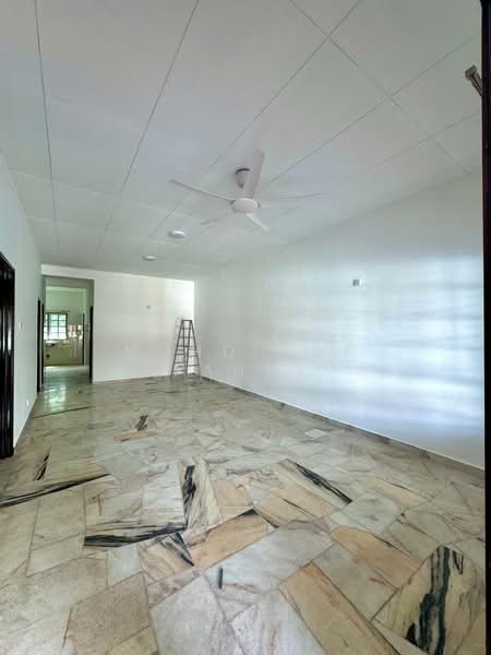 1-storey Terraced House for Sale in Alam Damai (Cheras) - Mohd Nor Fahmi - PropertyGuru.com.my