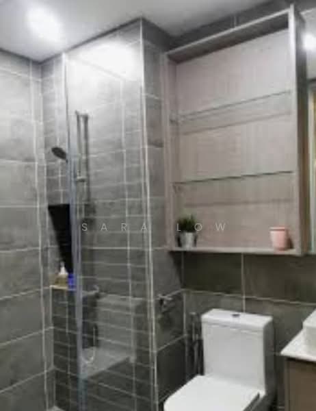 Service Residence for Sale at Millerz Square Serviced Residence - Sara Low - Bathroom - PropertyGuru.com.my