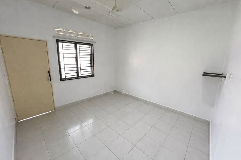 Rumah Teres 2 Tingkat untuk Dijual di Taman Skudai Indah (Skudai) - Zira . - Interior - PropertyGuru.com.my