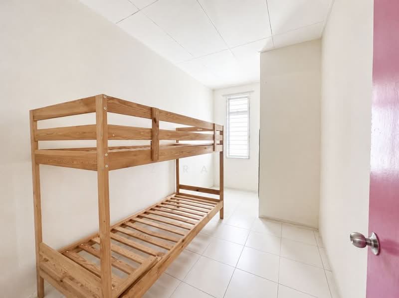 Rumah Teres 2.5 Tingkat untuk Dijual di Taman Scientex Pasir Gudang (Pasir Gudang) - Zira . - Bedroom - PropertyGuru.com.my