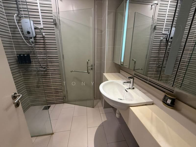 Service Residence for Rent at Somerset Puteri Harbour - Tony Lim - Bathroom - PropertyGuru.com.my