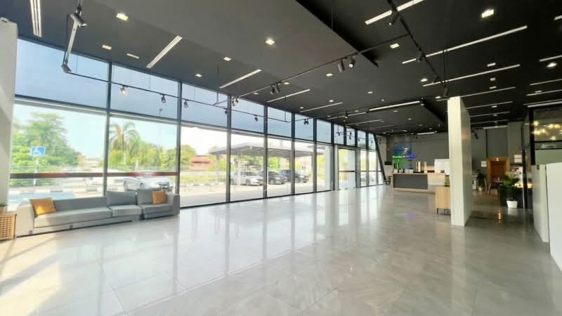 Commercial Bungalow for Sale in Rawang Mutiara (Rawang) - TREECE LIM - Lobby - PropertyGuru.com.my
