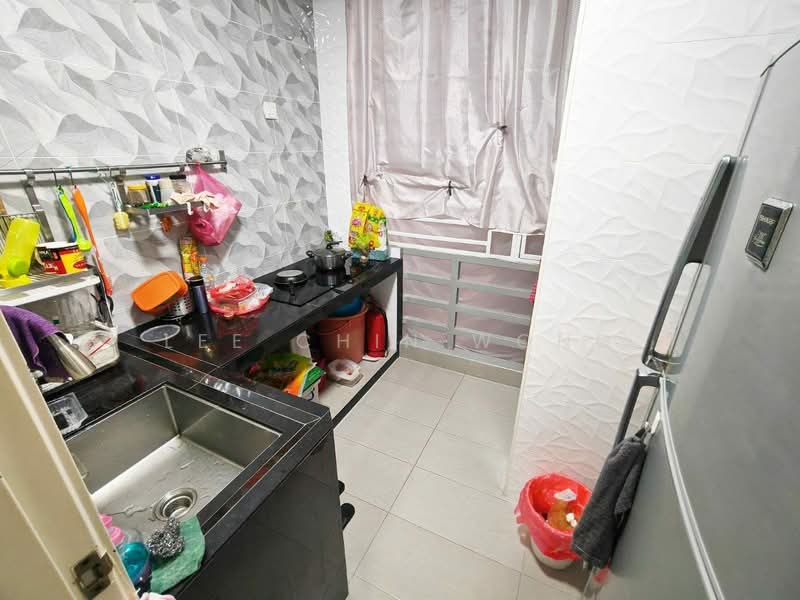 Servis Apartment untuk Dijual di Sky View - Lee Chin Wong - Kitchen - PropertyGuru.com.my