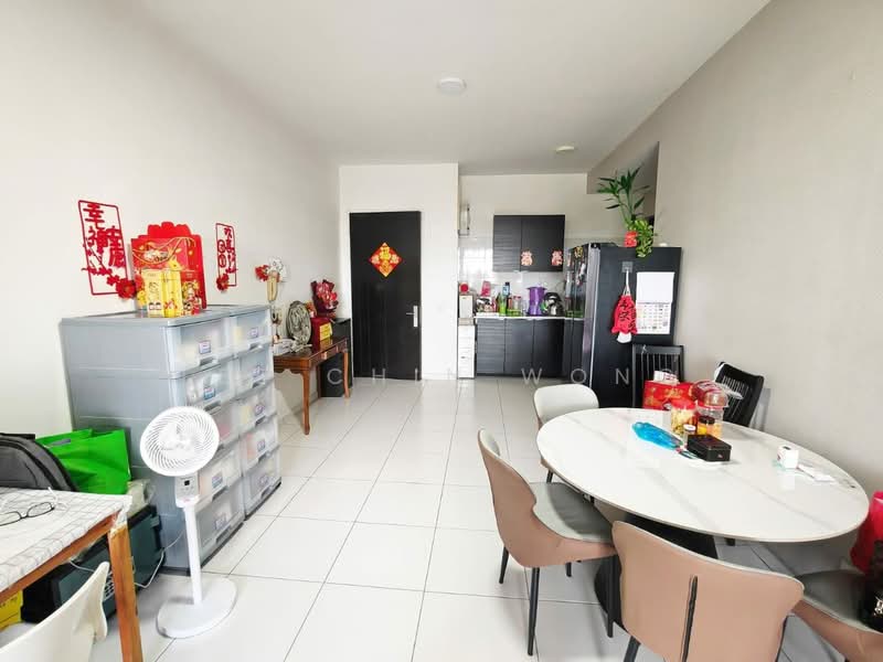 Servis Apartment untuk Dijual di Sky View - Lee Chin Wong - Living Room - PropertyGuru.com.my