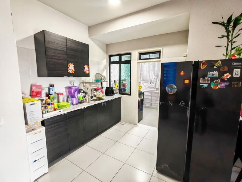Servis Apartment untuk Dijual di Sky View - Lee Chin Wong - PropertyGuru.com.my