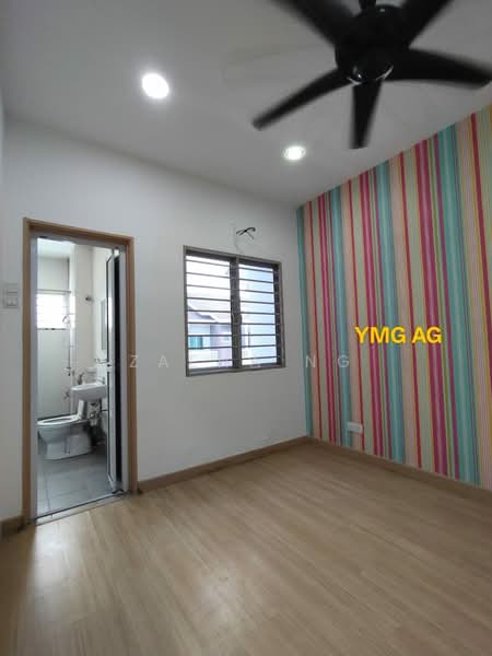 Rumah Teres 2 Tingkat untuk Dijual di Bandar Bukit Raja (Klang) - Zaena Ng - Bedroom - PropertyGuru.com.my