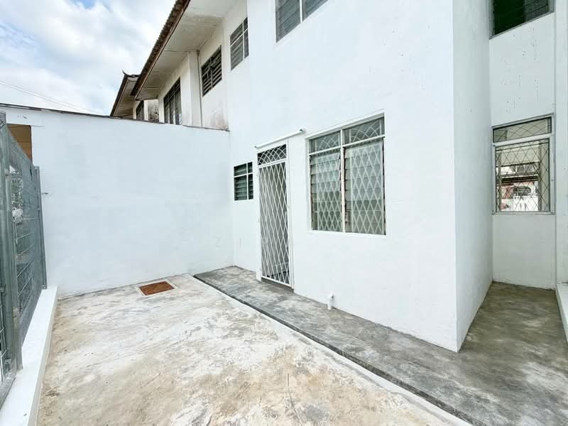 2-storey Terraced House for Sale in Senai (Johor) - Zira . - Exterior - PropertyGuru.com.my