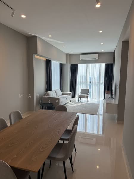 Servis Apartment untuk Dijual di Senada Residence @ KLGCC Resort - Mark Aurther Francis - Living Room - PropertyGuru.com.my